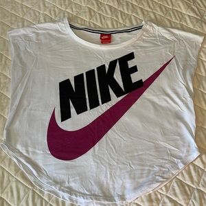 Nike Loose Fitting TShirt